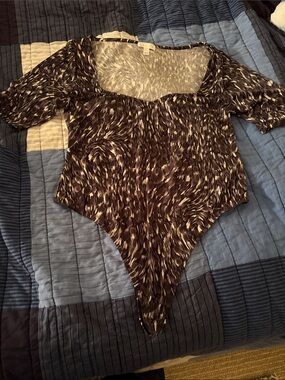 Leith Abstract Print Scoop Neck Thong Bodysuit - Black/White Spandex